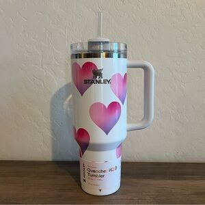 Stanley Frost Heart Gradient Pink & White Tumbler 40oz Valentine’s Day Drop 2025